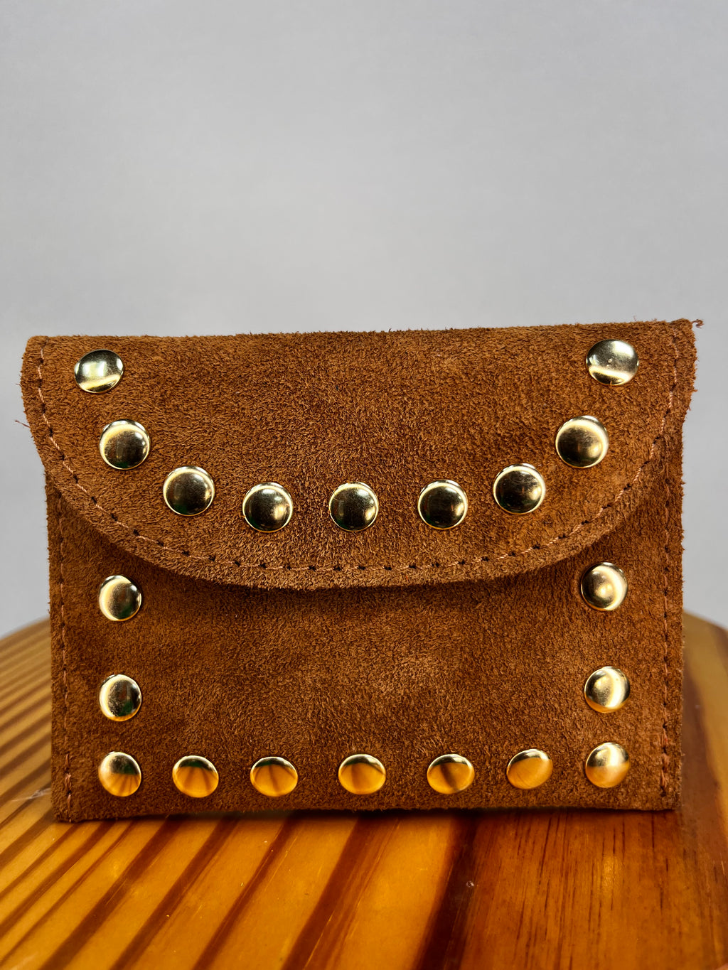 CARTERA TACHUELAS MARRÓN