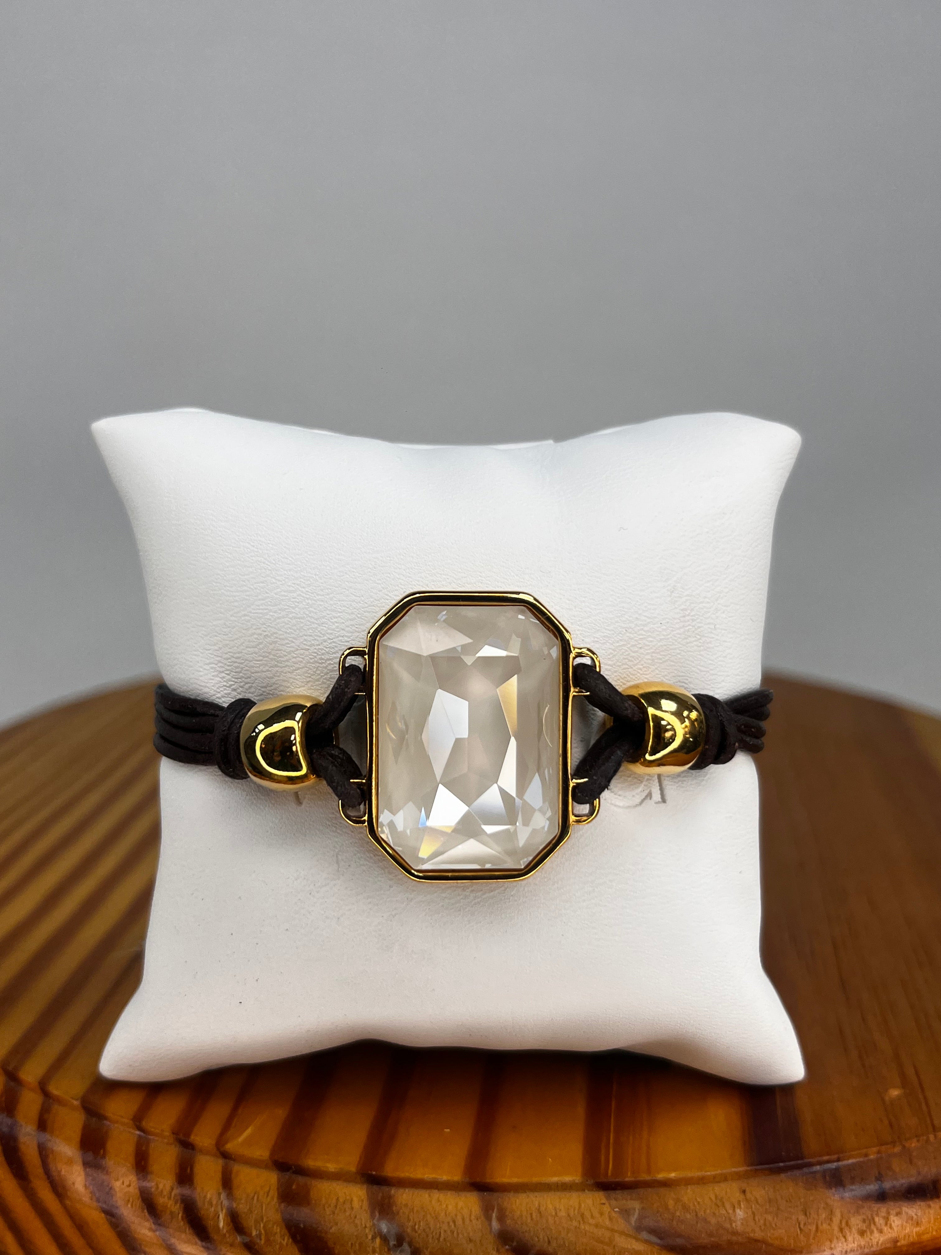 PULSERA ORO Y CUERO VIDDA
