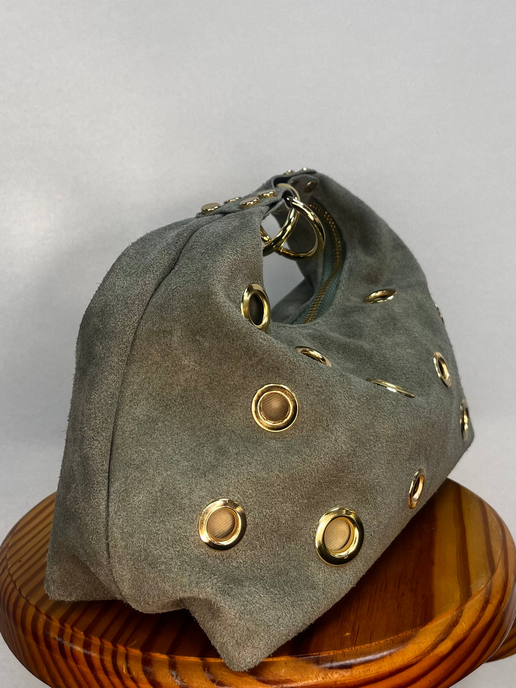 BOLSO ANTE MINI TACHUELA ABIERTA VERDE