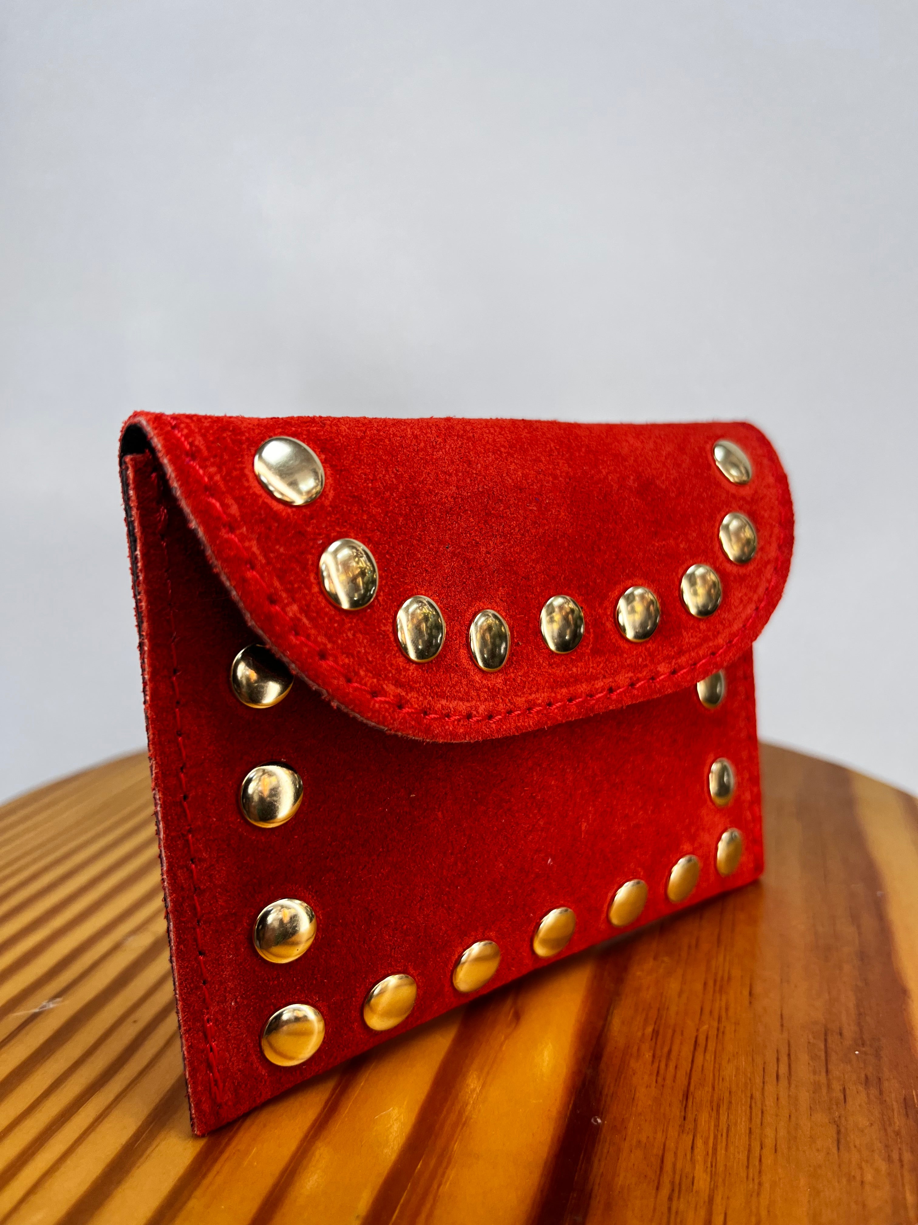 CARTERA TACHUELAS ROJO