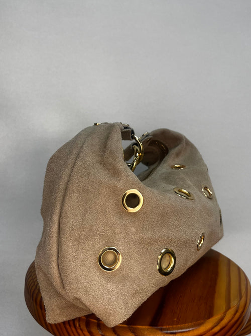 BOLSO ANTE MINI TACHUELA ABIERTA BEIGE