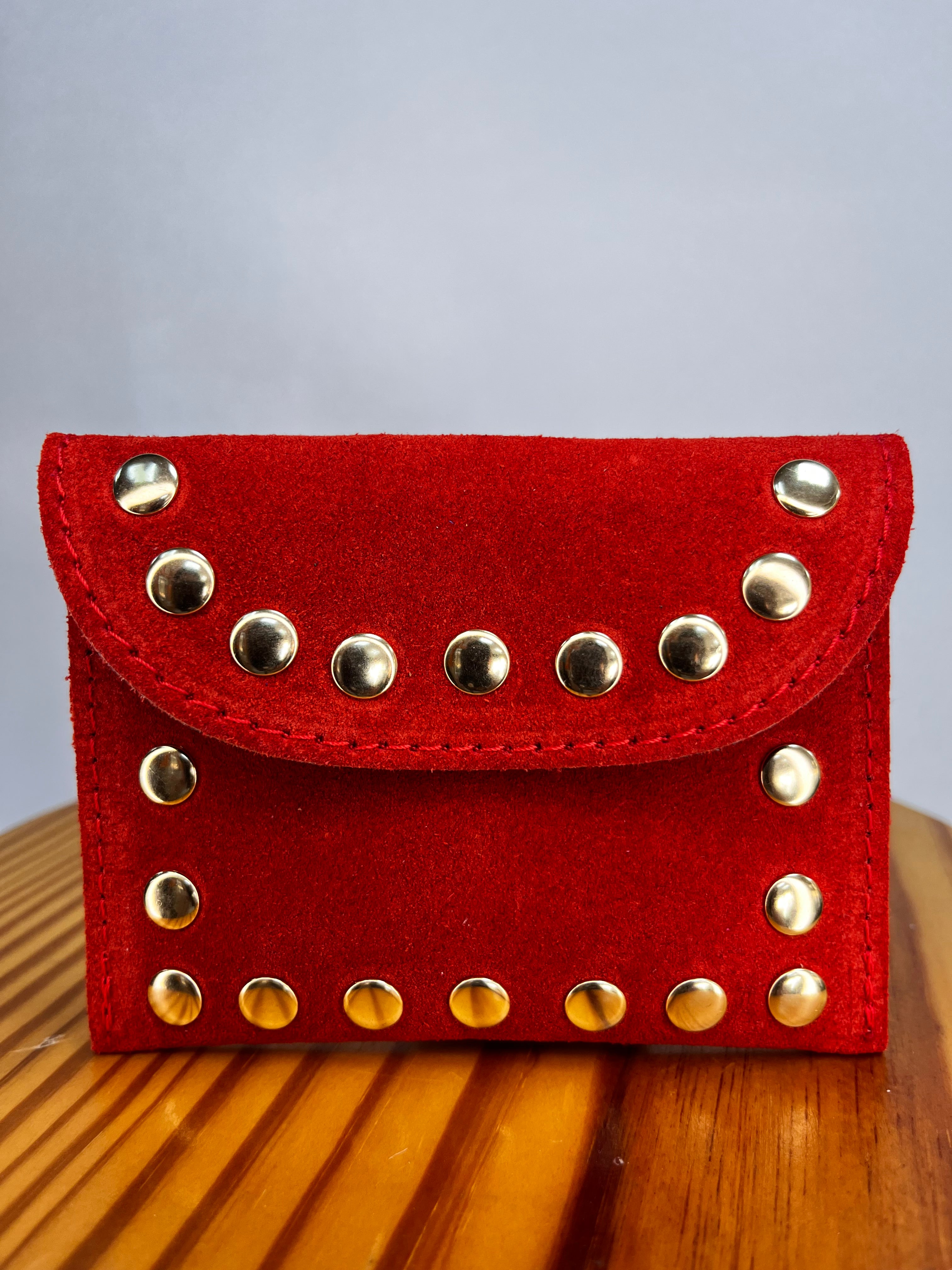 CARTERA TACHUELAS ROJO