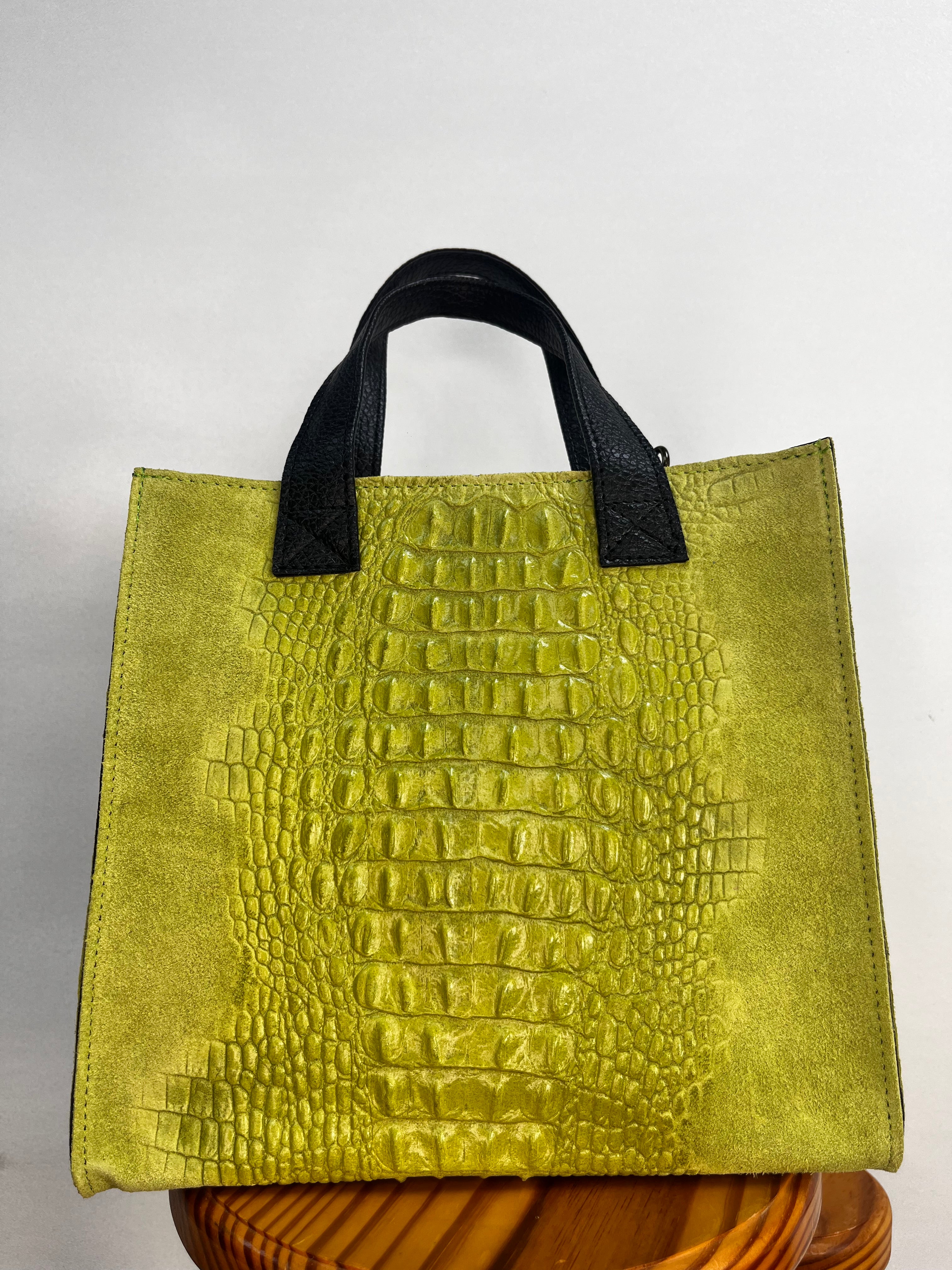 BOLSO ANTE Y COCODRILO MEDIANO VERDE PISTACHO