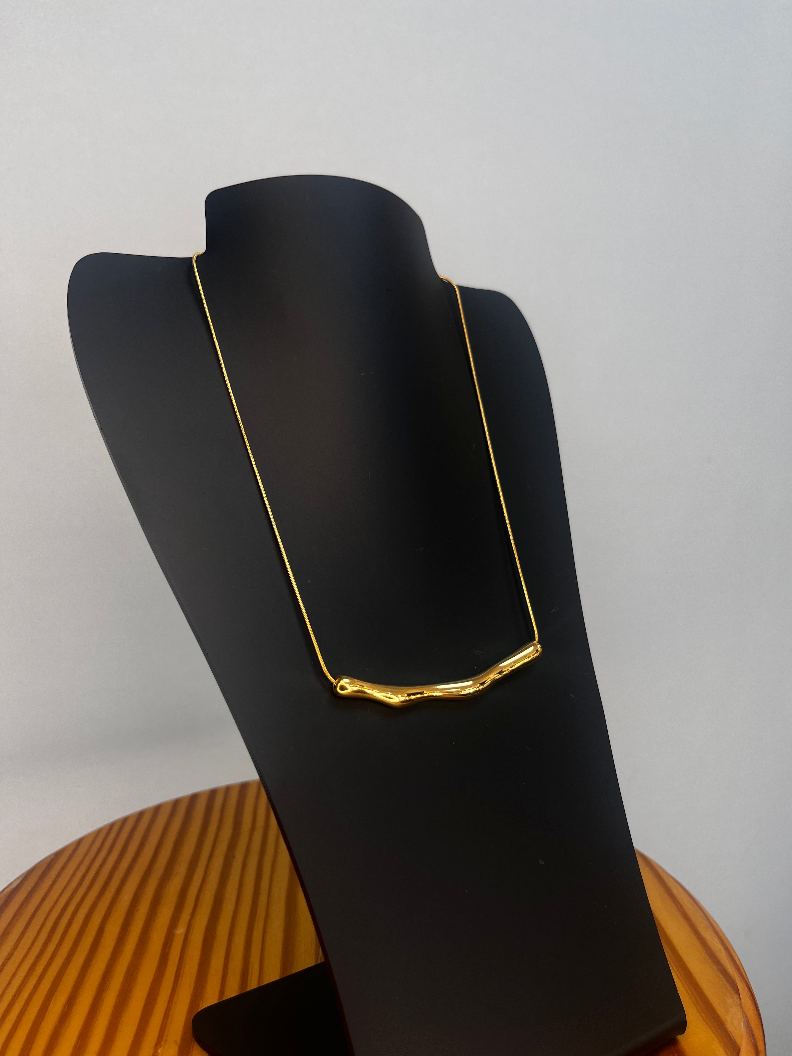 COLLAR LÍNEA SERENA
