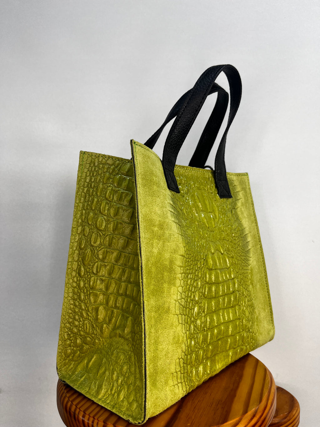 BOLSO ANTE Y COCODRILO MEDIANO VERDE PISTACHO