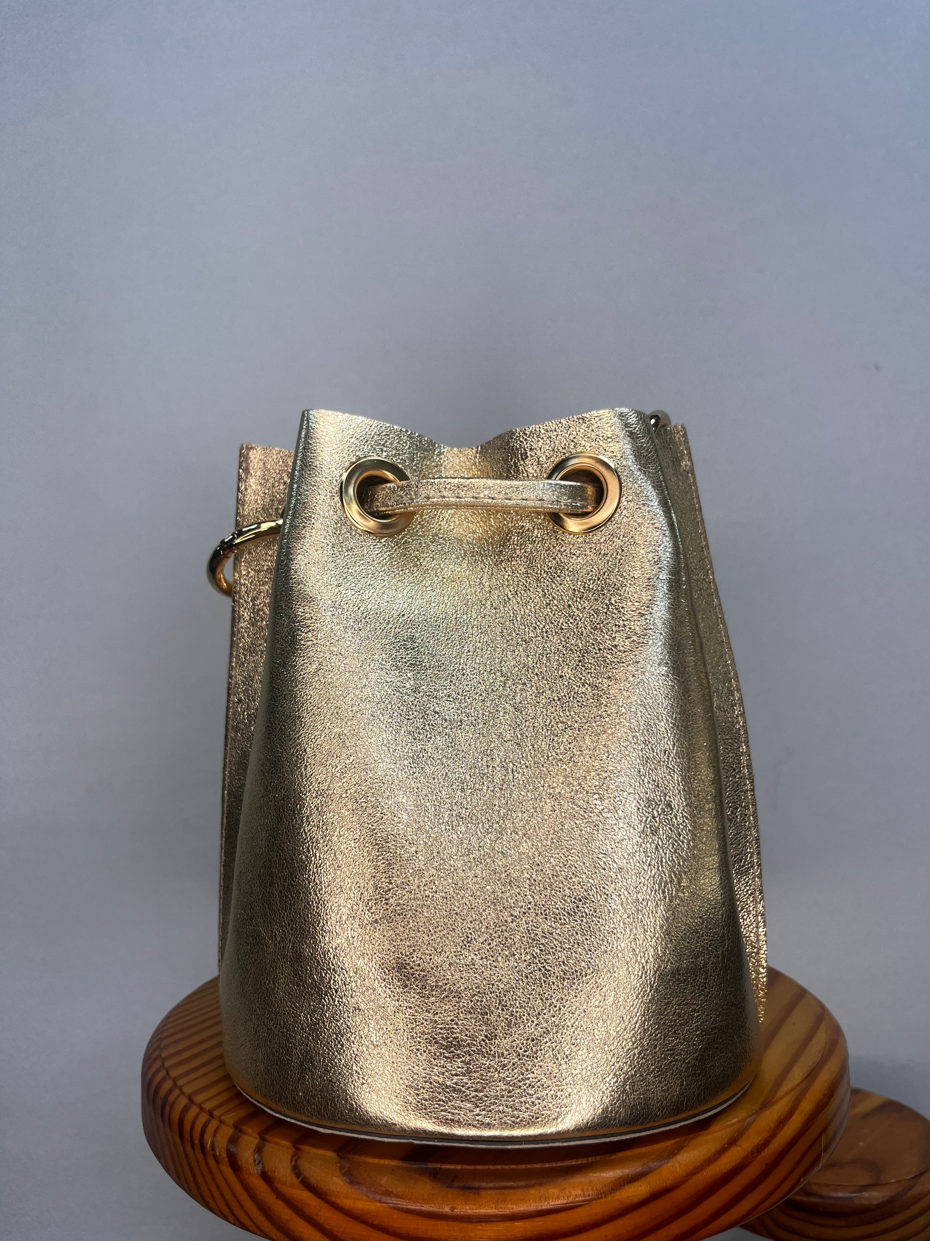 BOLSO BOMBONERA MINI ORO