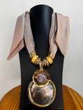 COLLAR PAÑUELO MARRÓN