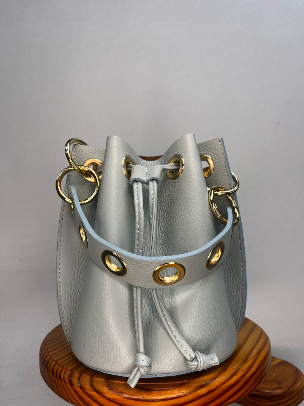 BOLSO BOMBONERA MINI AZUL CLARO