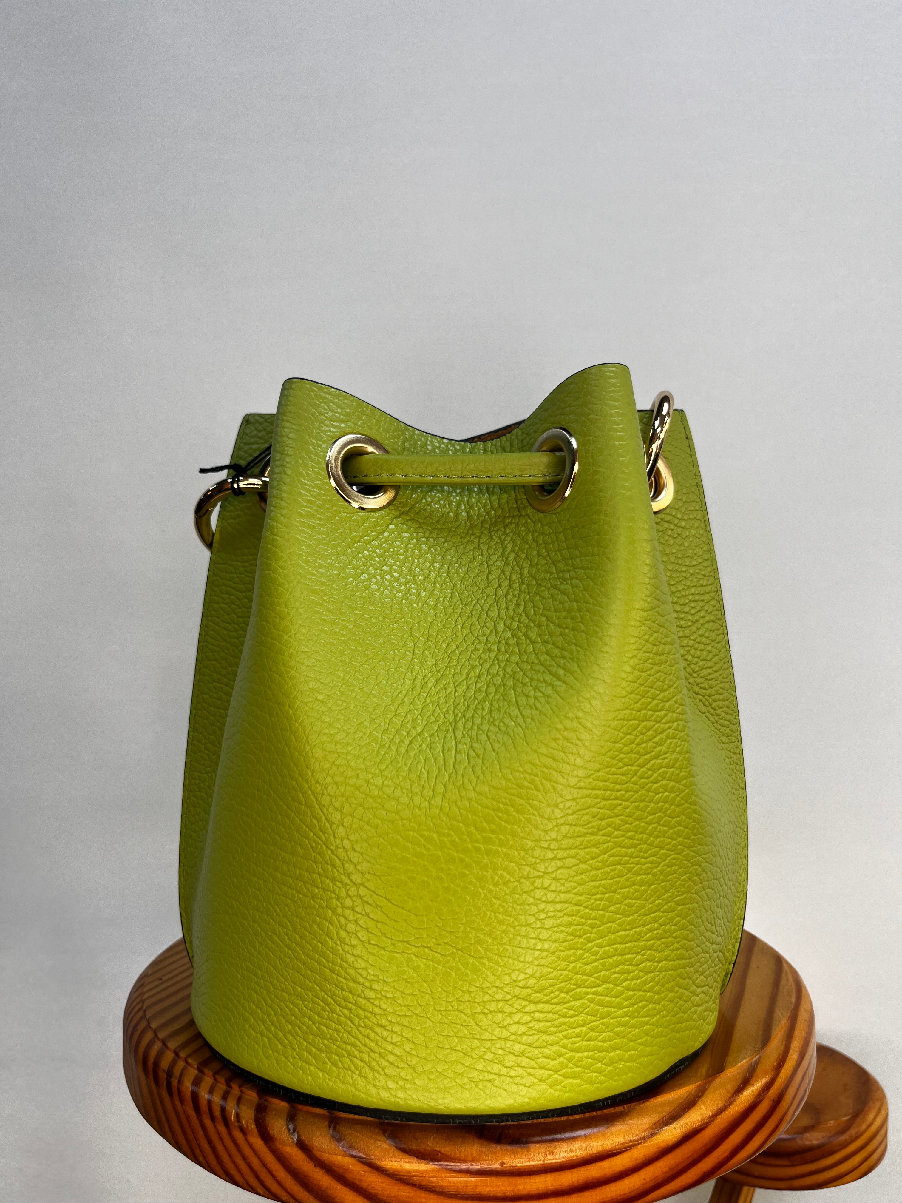 BOLSO BOMBONERA MINI VERDE PISTACHO