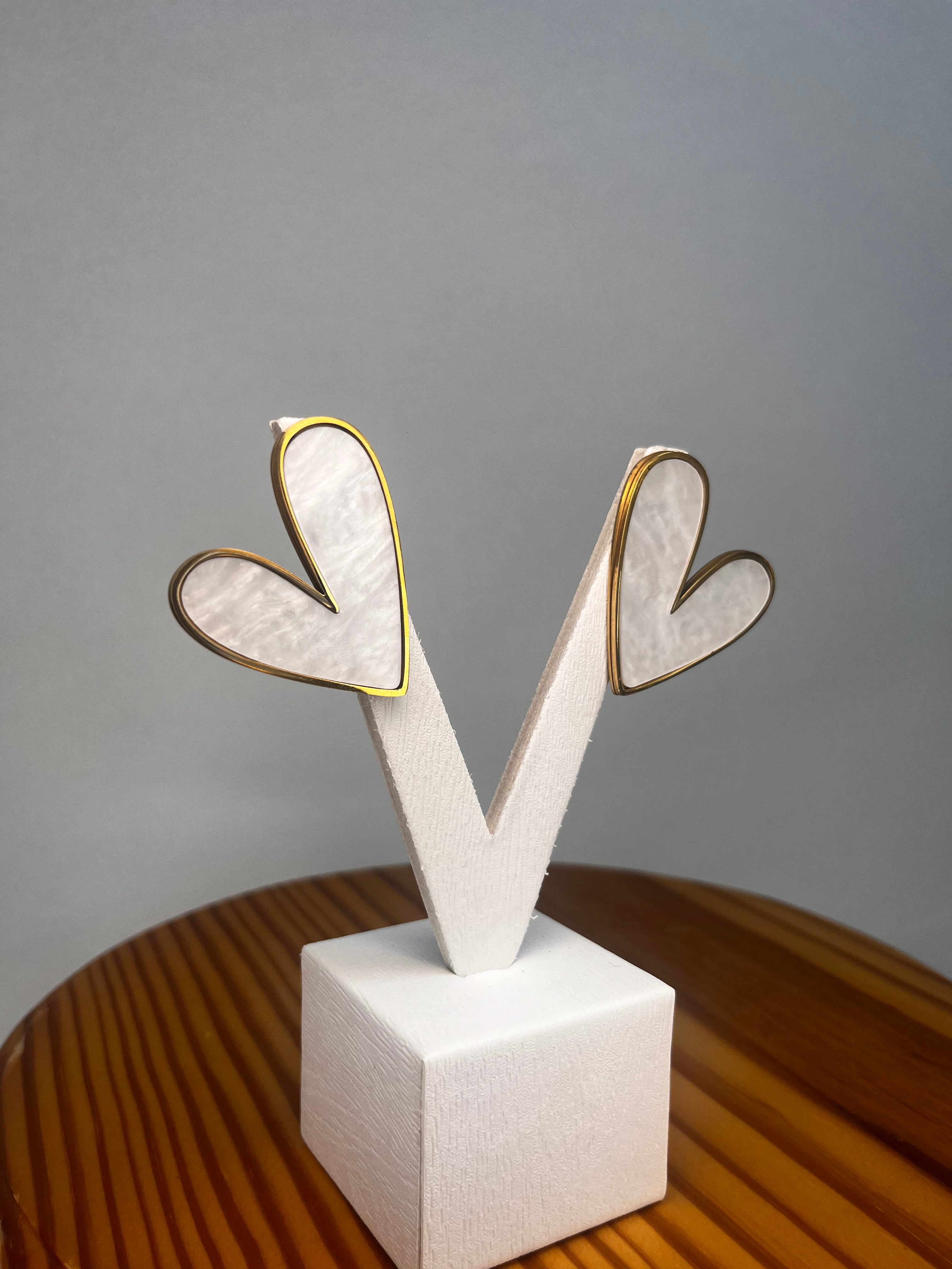 PENDIENTES CORAZÓN GRANDE