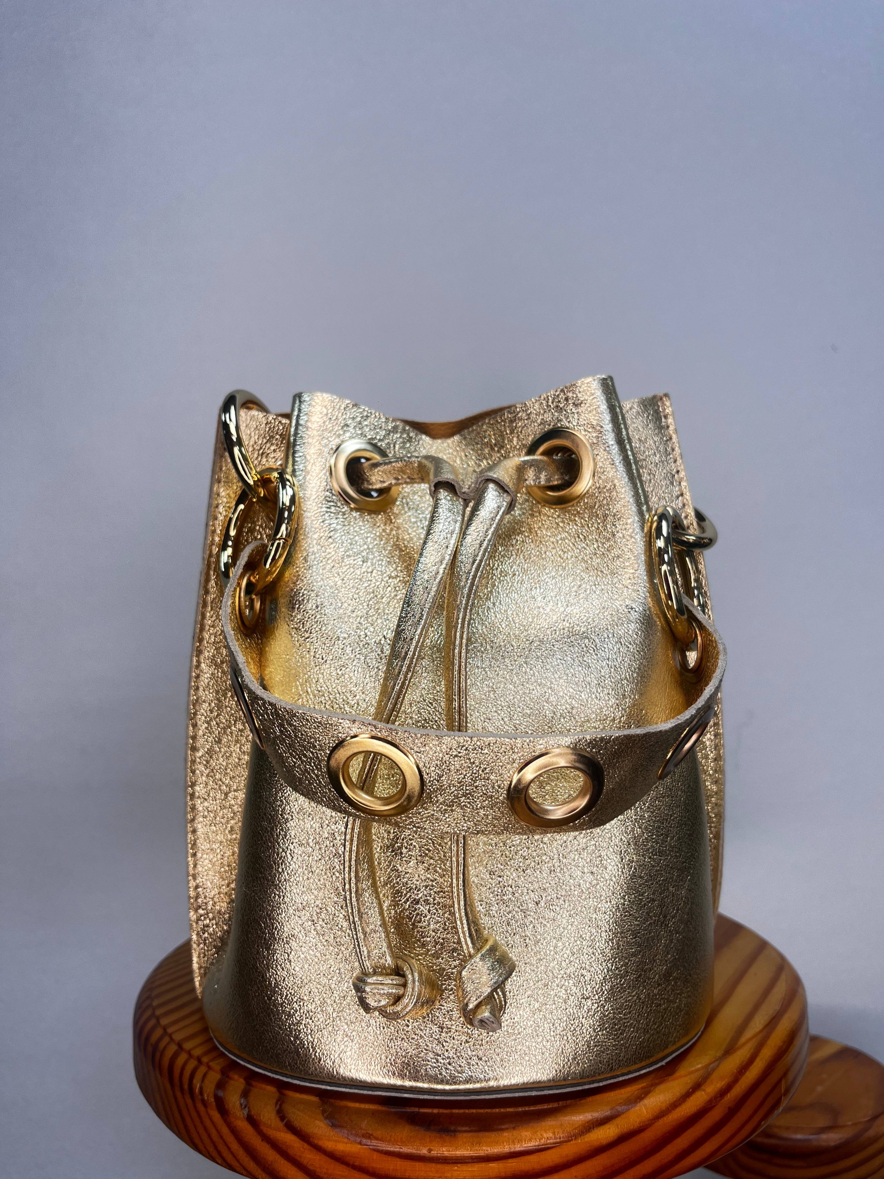 BOLSO BOMBONERA MINI ORO
