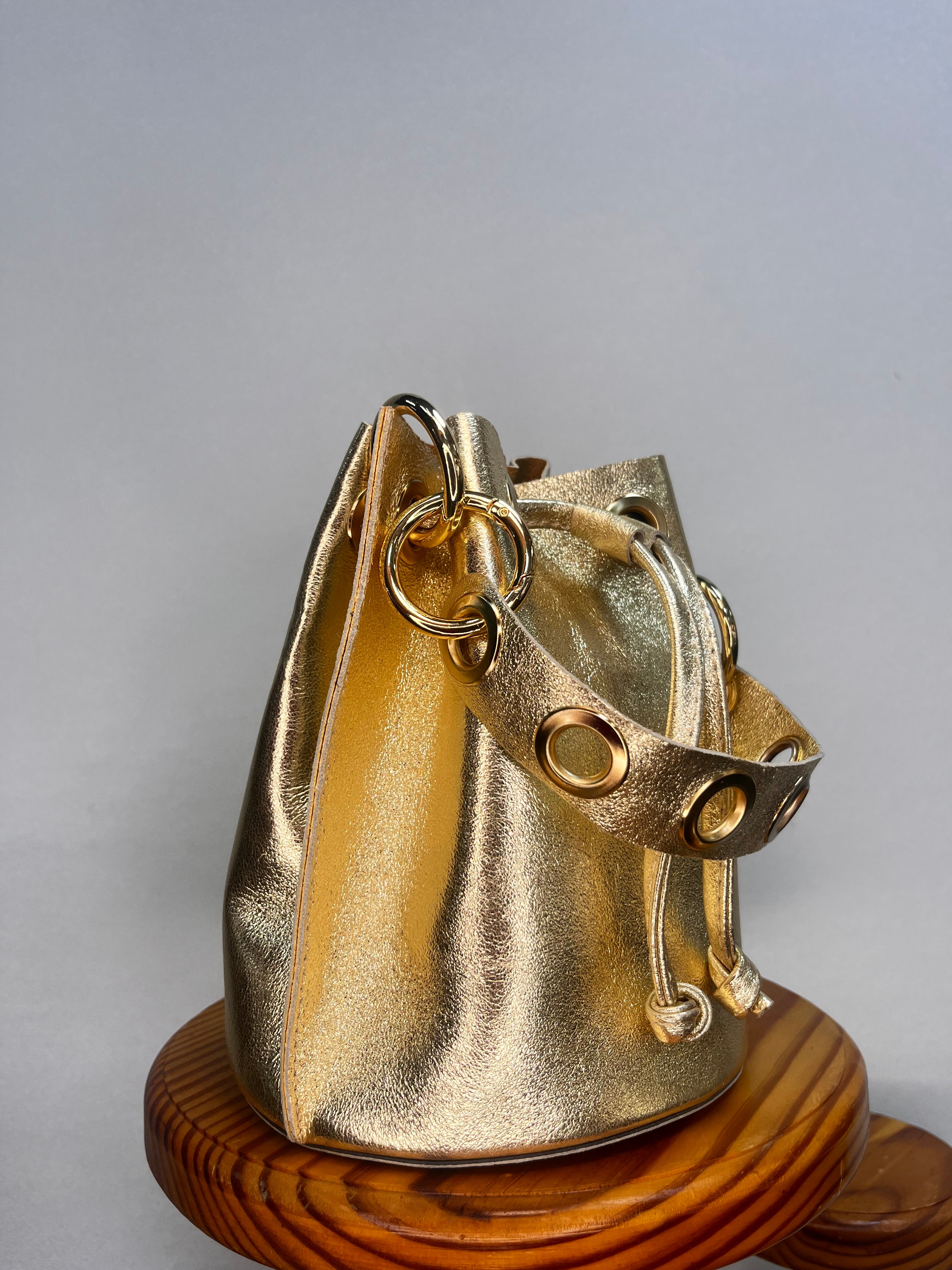 BOLSO BOMBONERA MINI ORO