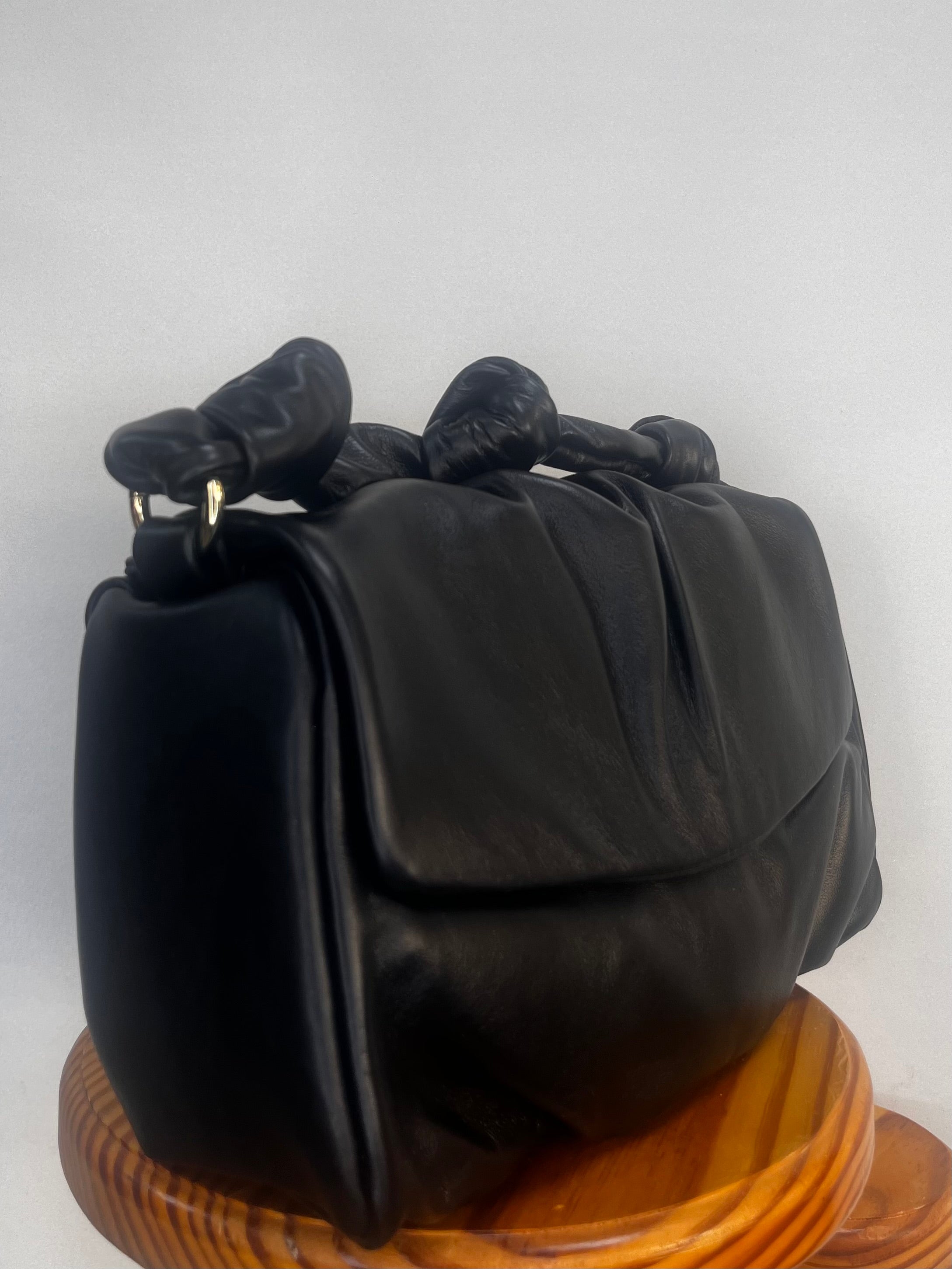 BOLSO ACOLCHADO NEGRO