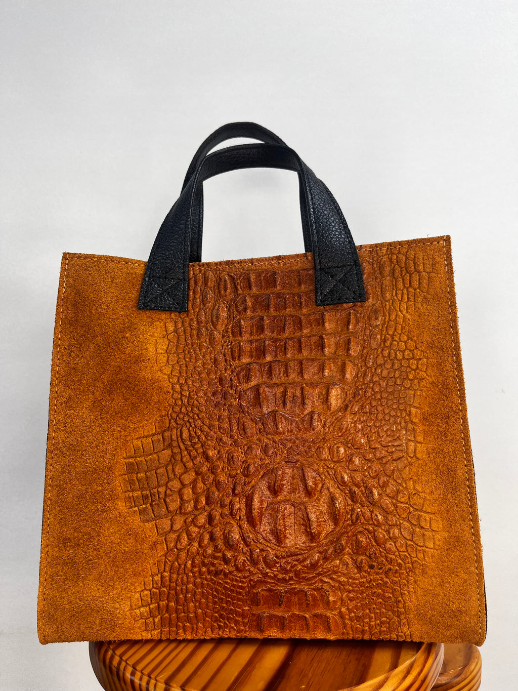 BOLSO ANTE Y COCODRILO MEDIANO MARRÓN CLARO