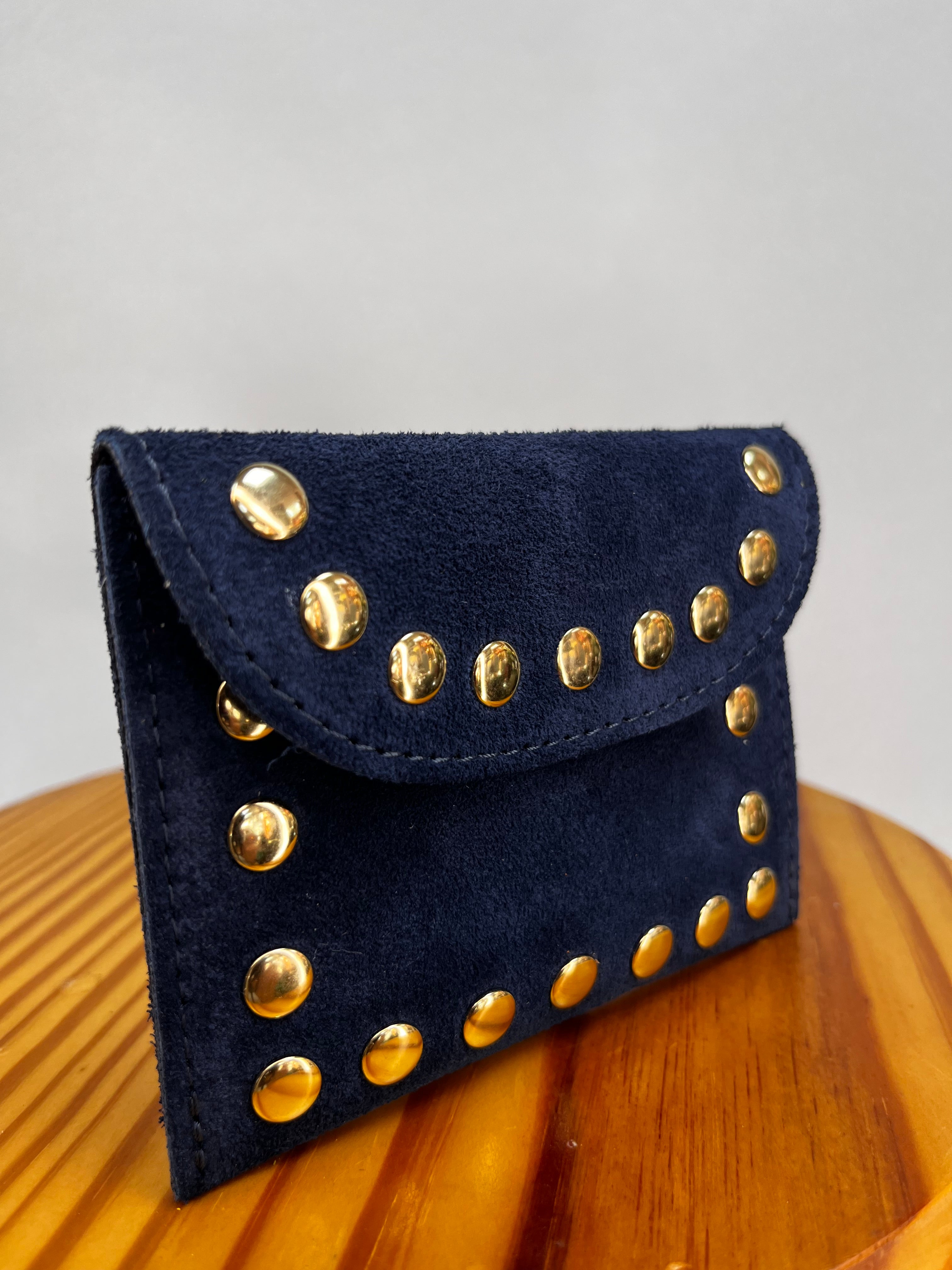 CARTERA TACHUELAS AZUL MARINO