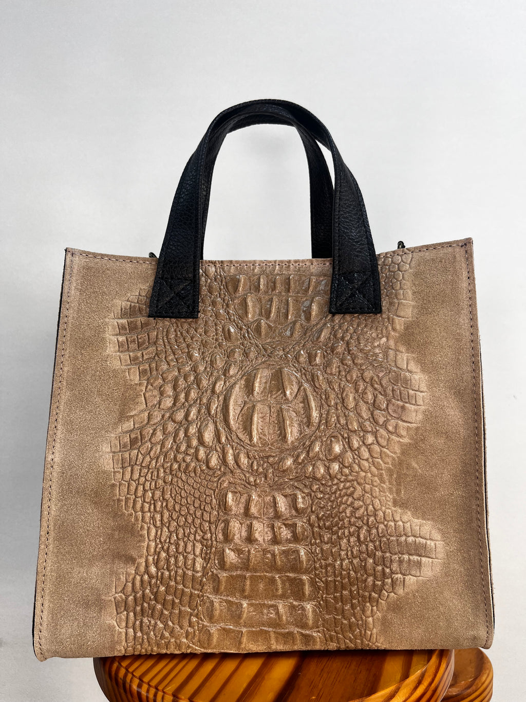 BOLSO ANTE Y COCODRILO MEDIANO TOPO