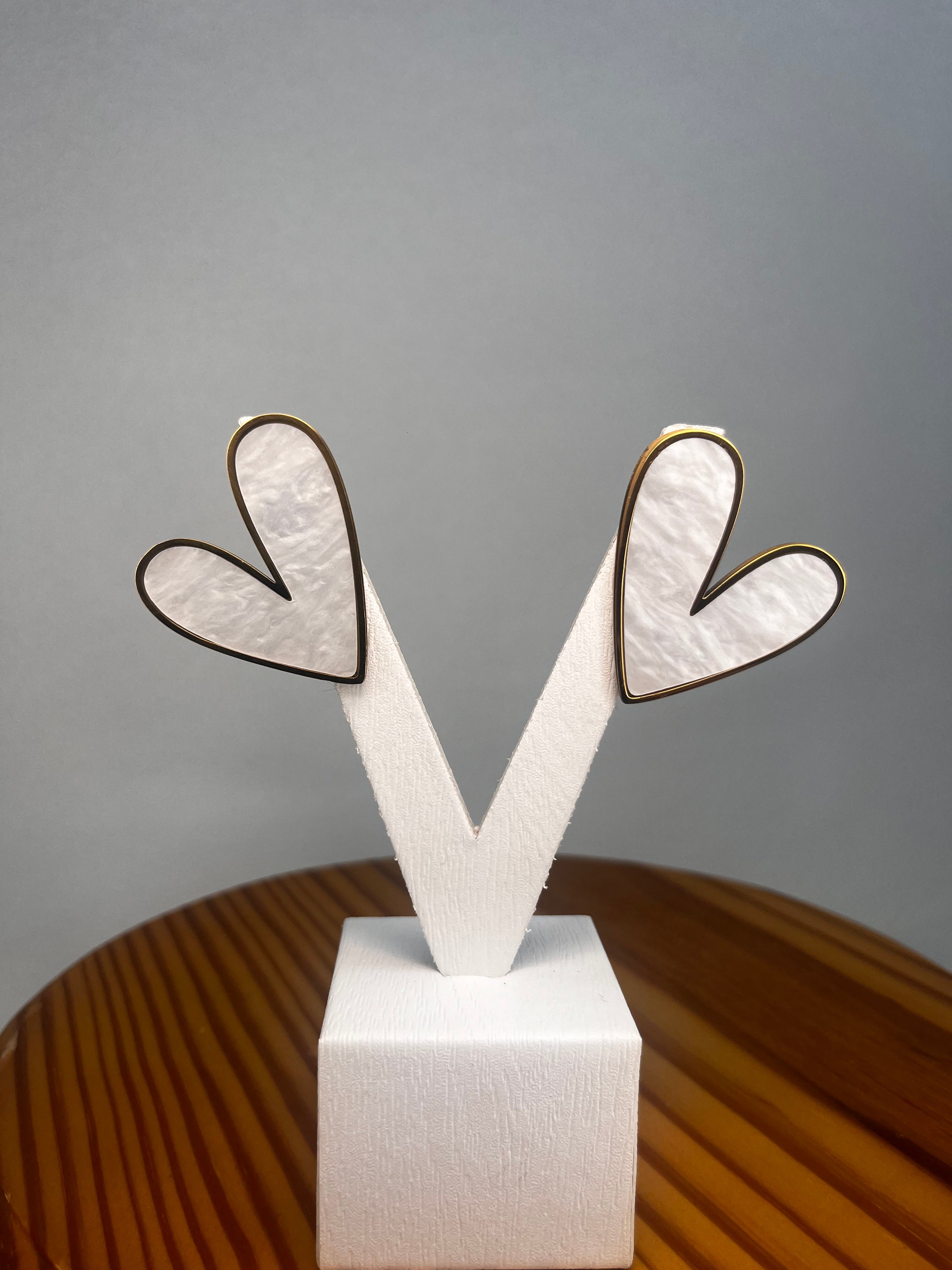 PENDIENTES CORAZÓN GRANDE