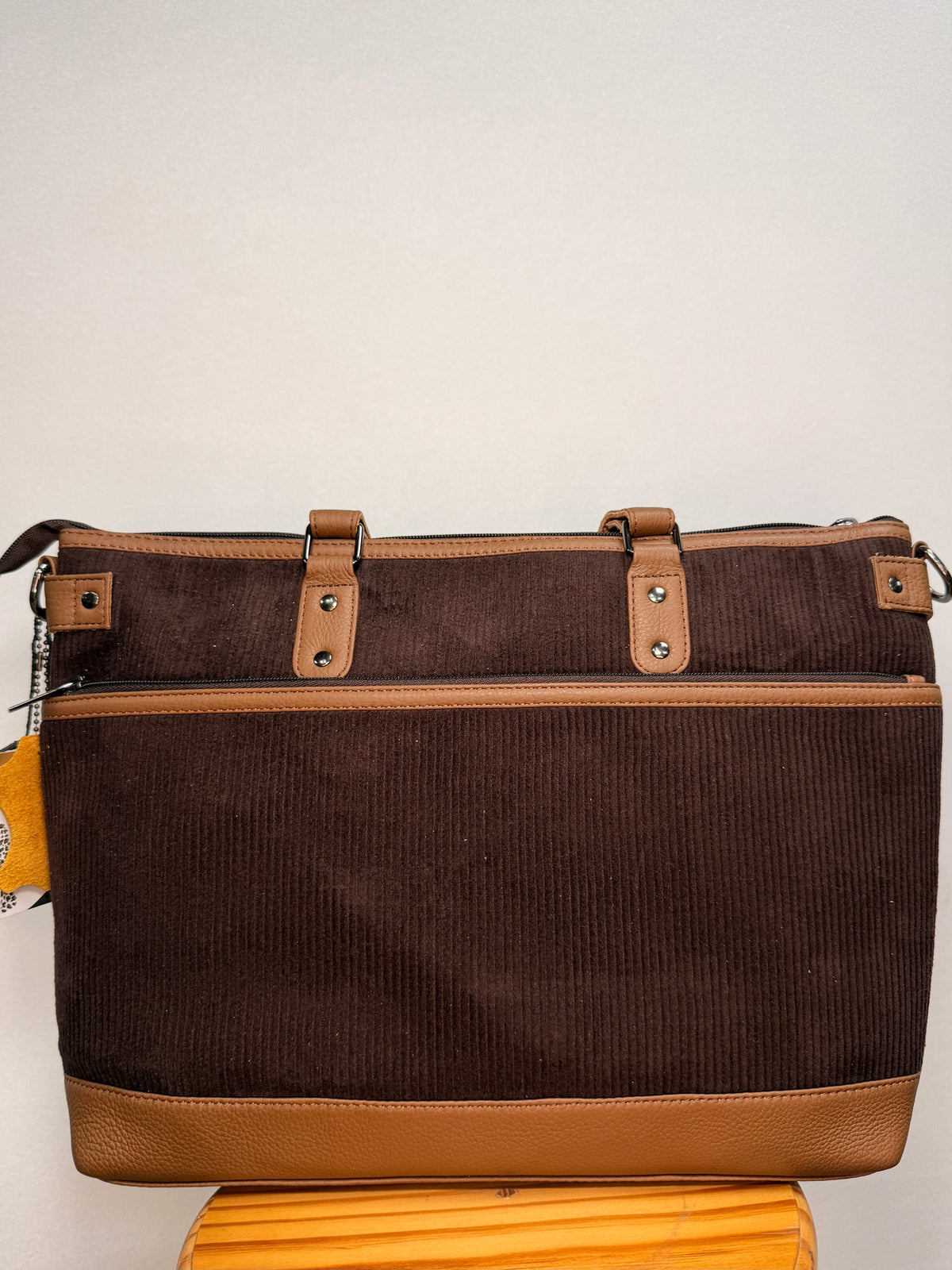 BOLSO DALIA SATCHEL CORDUROY SORUKA