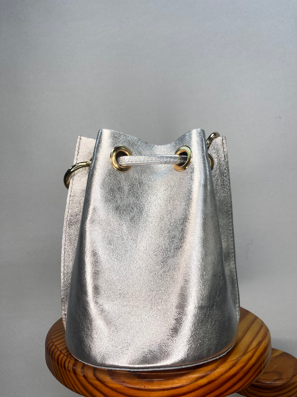 BOLSO BOMBONERA MINI PLATA